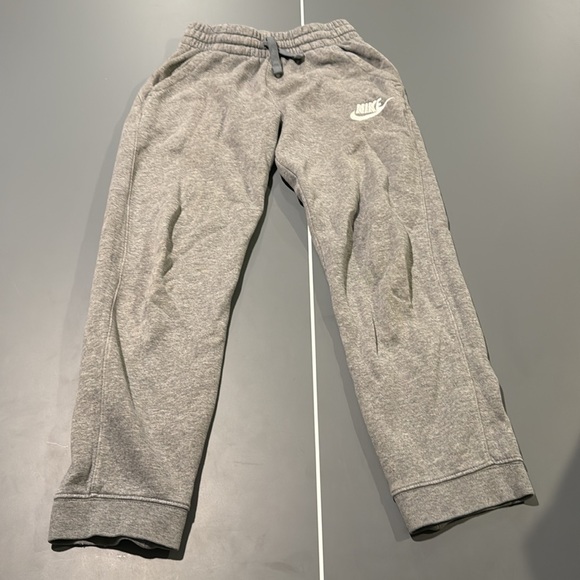 Nike Heather Gray Tracksuit and shirt - Picture 4 of 7